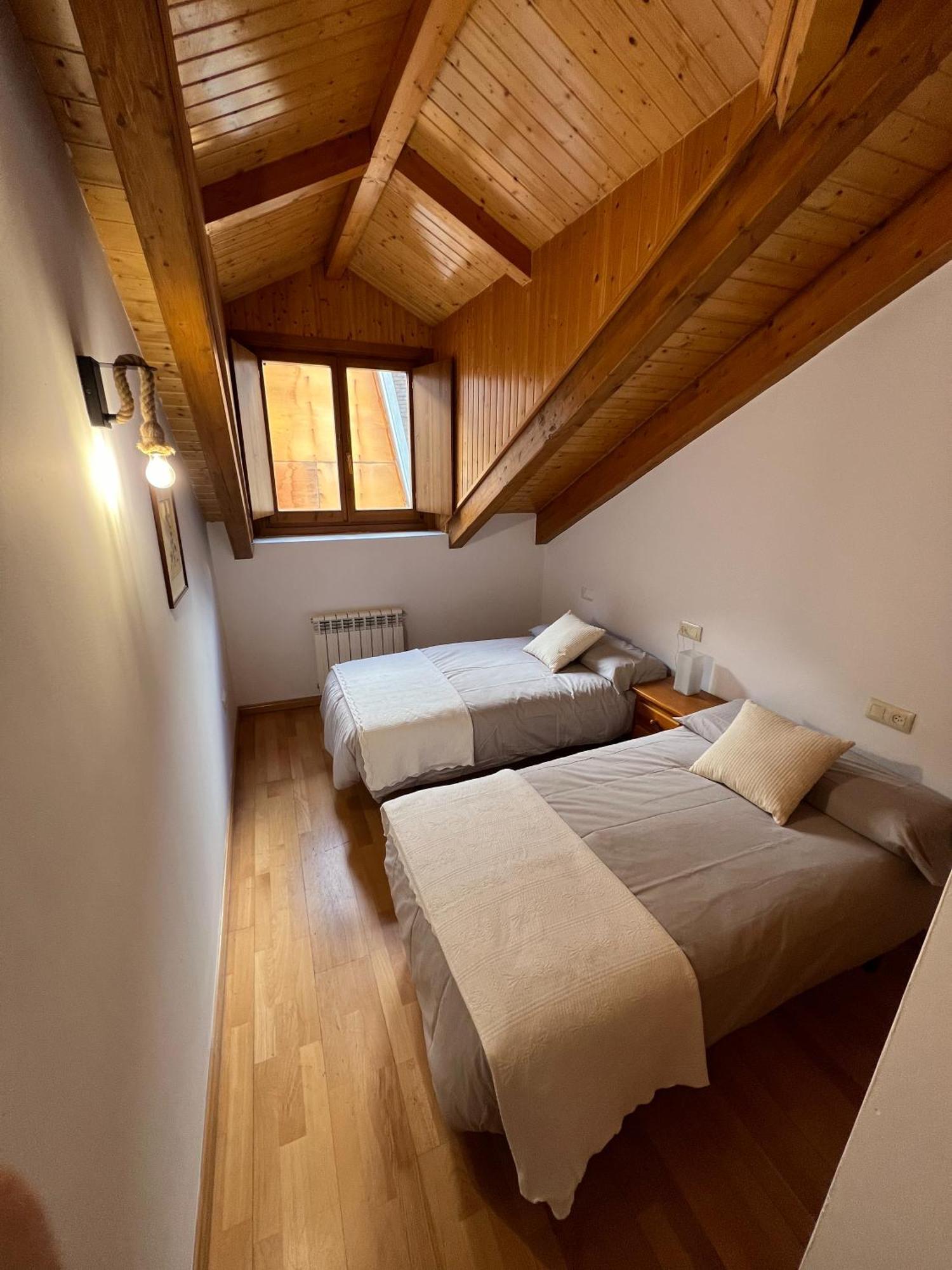 Casa La Muga Apartment Benasque Luaran gambar